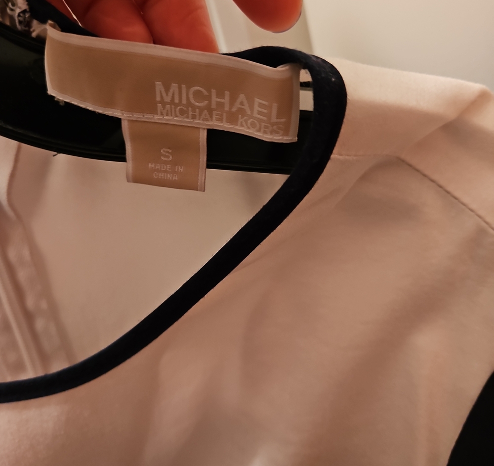 MICHAEL Michael Kors Cream Top with Black Trim